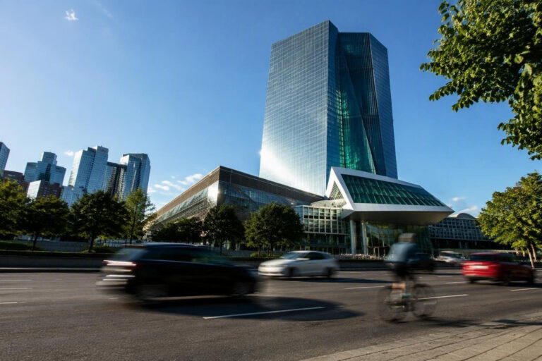 Aumento tassi Bce: dettagli e conseguenze per l'economia