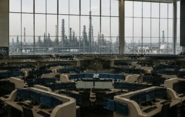 Borse in calo: petrolio in rialzo e banche centrali sotto osservazione