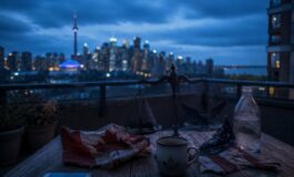 Canada e USA in rotta di collisione: dazi, meme e il Lago Ontario ribattezzato