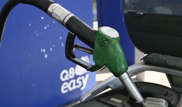 L'allarme del Codacons sul caro prezzi dei carburanti