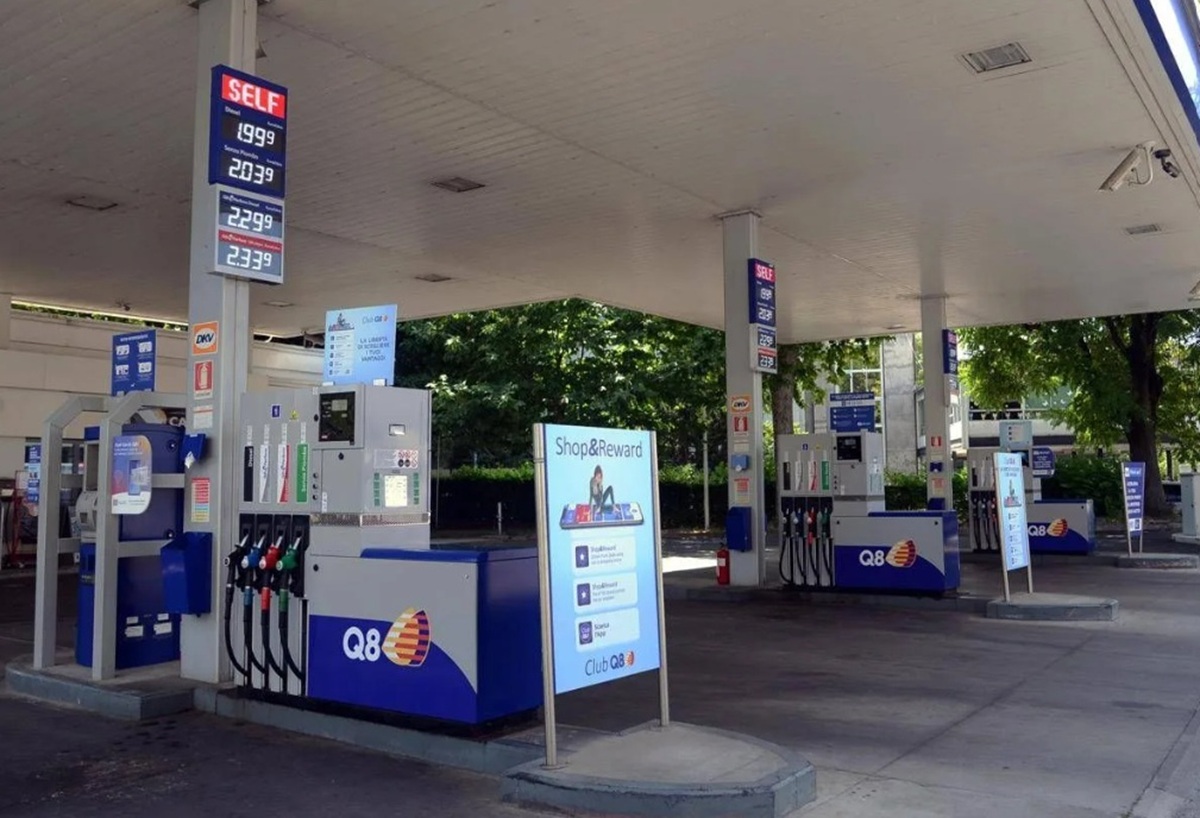Caro Carburanti: anche Q8 annuncia price cap per 30 giorni