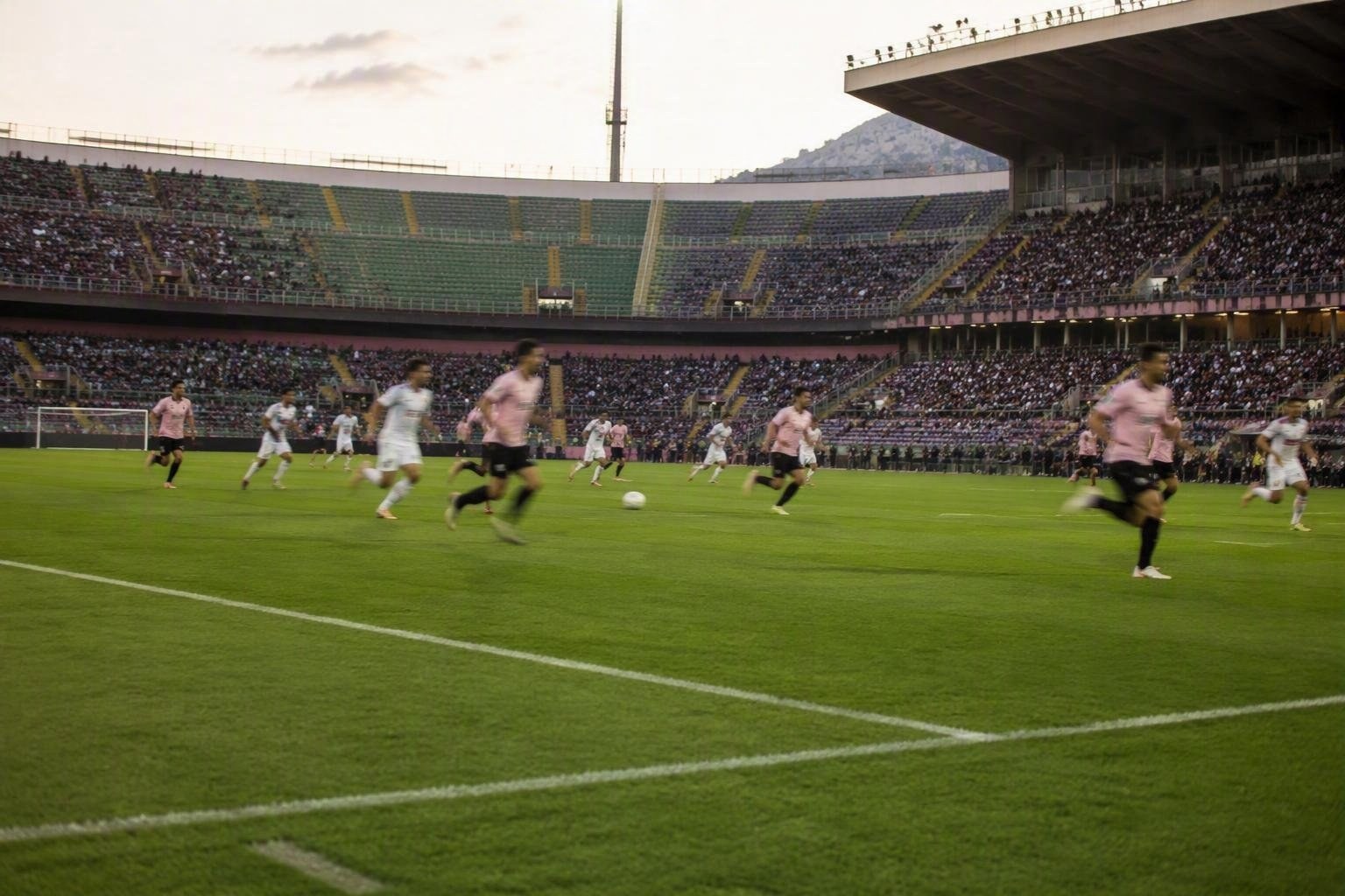 https://static.adhubmedia.com/notizie_it/wp-content/uploads/2026/09/coppa-italia-2026-palermo-e-mantova-si-sfidano-per-un-posto-agli-ottavi-az-1788502069.jpg