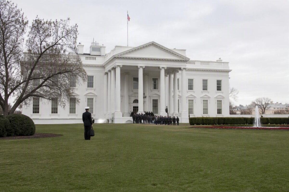 Divieto immediato per CNN, Politico e MsNow da parte di Trump