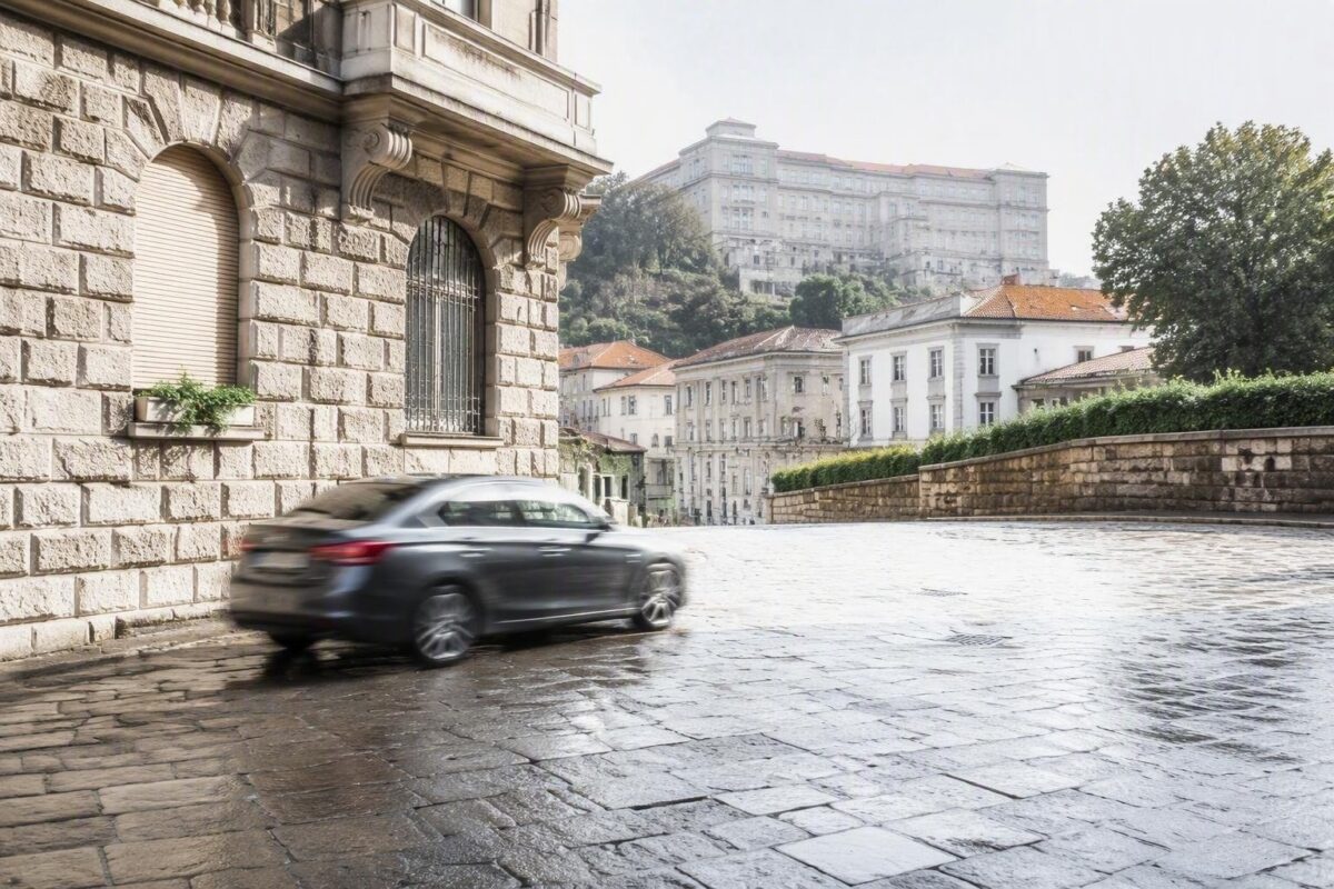Dramma familiare a Trieste: giovane al volante, padre in ospedale