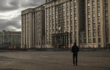 Elezioni Duma: osservatori indipendenti e azioni di protesta in Russia