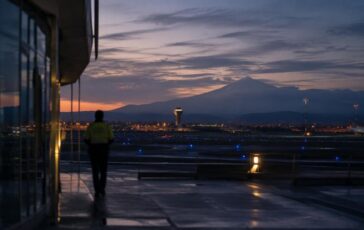 Etna: aeroporto di Catania torna operativo con riapertura spazi aerei