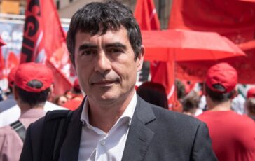 001-leader-avs-cede-sue-stesse-menzogne-non-sa-come-ribattere
