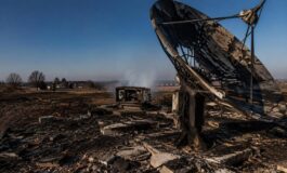 Fuoco doloso colpisce la base Starlink di Wola Krobowska, Polonia
