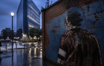 Il murale in onore di Baresi vandalizzato vicino a Casa Milan