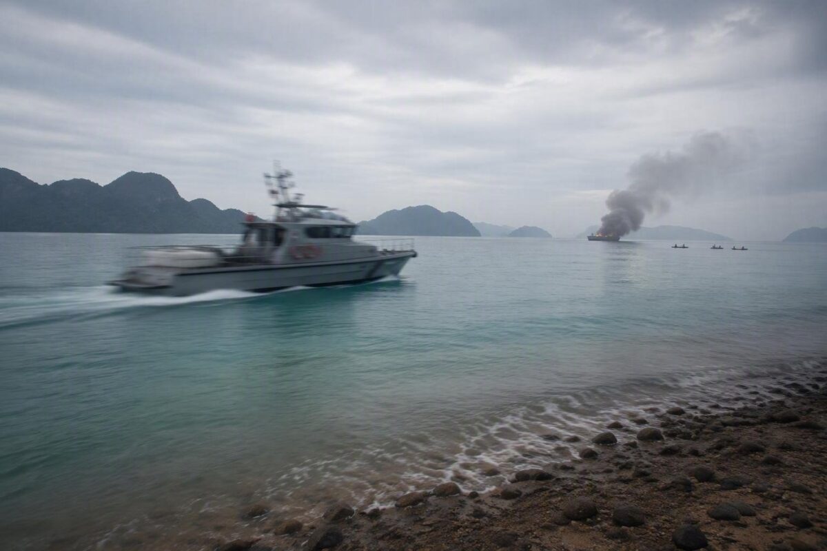 Incendio traghetto Palawan: 5 morti e 87 dispersi