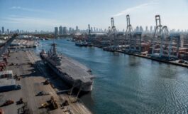 KRI Sriwijaya, la nuova portaerei indonesiana per il soccorso