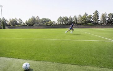 Lazio- Arezzo: Pinamonti e Leite segnano nella prova di lusso