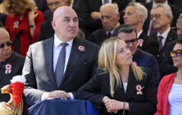 italia ritira truppe iraq