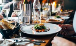 cena da 547 euro fuga