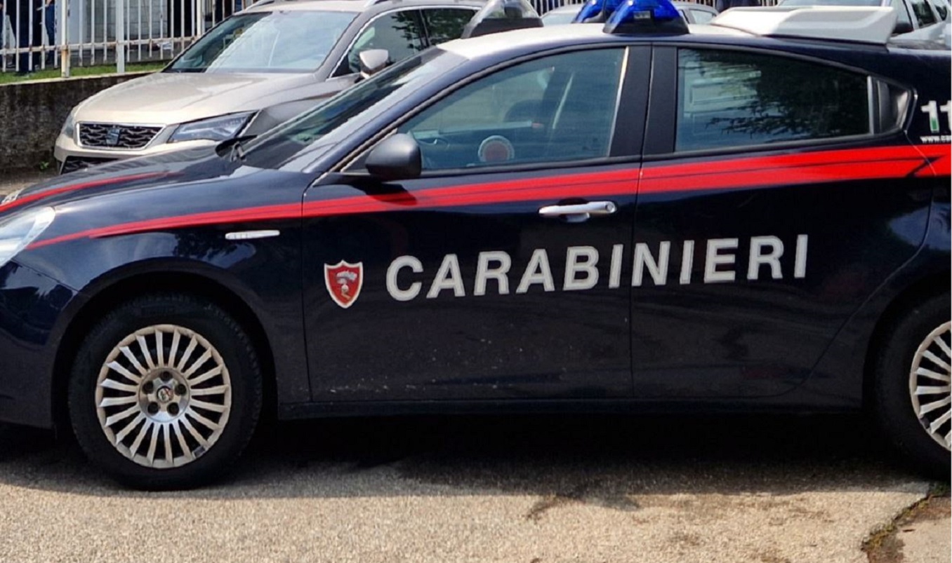 https://static.adhubmedia.com/notizie_it/wp-content/uploads/2026/09/lo-sorprende-insieme-alla-moglie-nel-cuore-della-notte-aggresice-amante-arrestat-ee74ece9.jpg