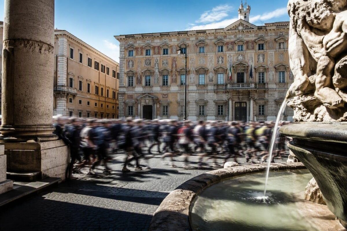 Manifestazione nazionale a Roma: la Cgil e la Via Maestra difendono la Costituzione