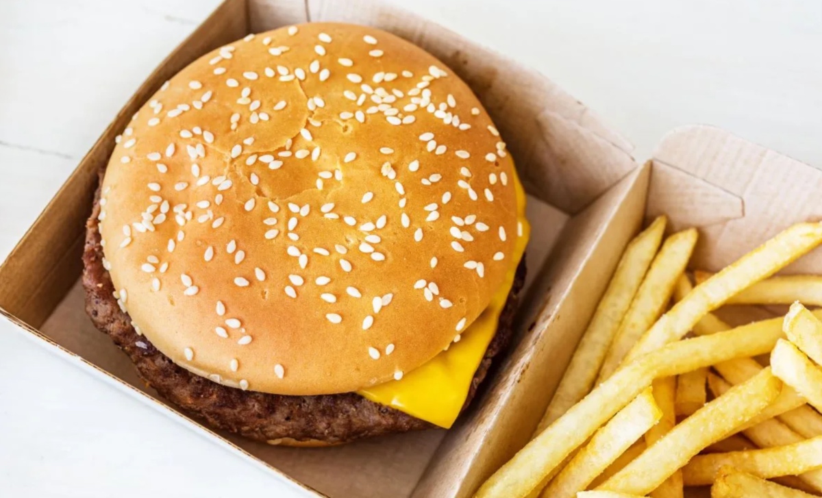 McDonald's apre un nuovo ristorante: obiettivo 5mila assunzioni nel 2026