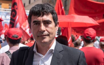 nicola fratoianni vacanze