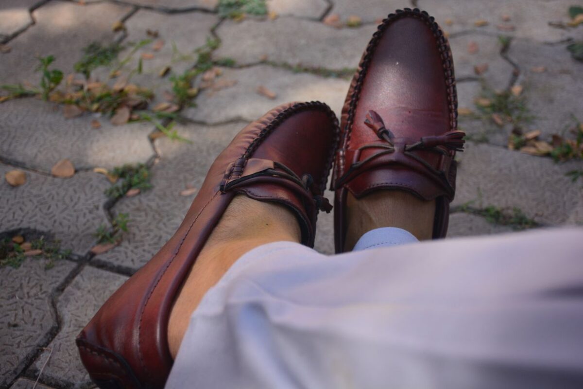 Moda uomo: il mocassino si fa emblema del casual luxury contemporaneo