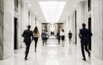 Presidente annuncia gruppo di dieci specialisti per la sorveglianza dell'Intelligenza Artificiale