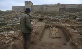 Ritrovati resti di madre e bambino in cimitero XII secolo a Siponto