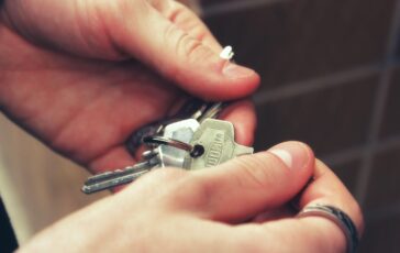sephelonor keys 2251770 1280 2 364x230