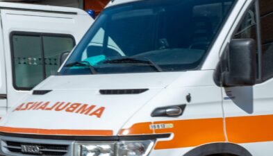Ciclista di 21 anni cade durante la Ruota d’Oro: interviene l’elisoccorso