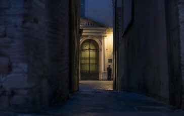 Tunisino di 49 anni arrestato per aggressione sessuale e danni a Perugia