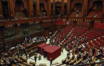 Vannacci deve lasciare Futuro Nazionale? Le contestazioni