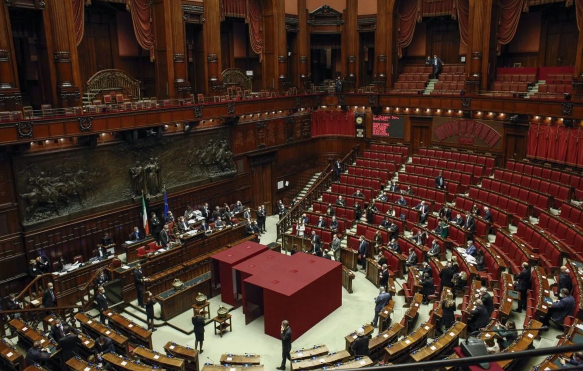 Vannacci deve lasciare Futuro Nazionale? Le contestazioni