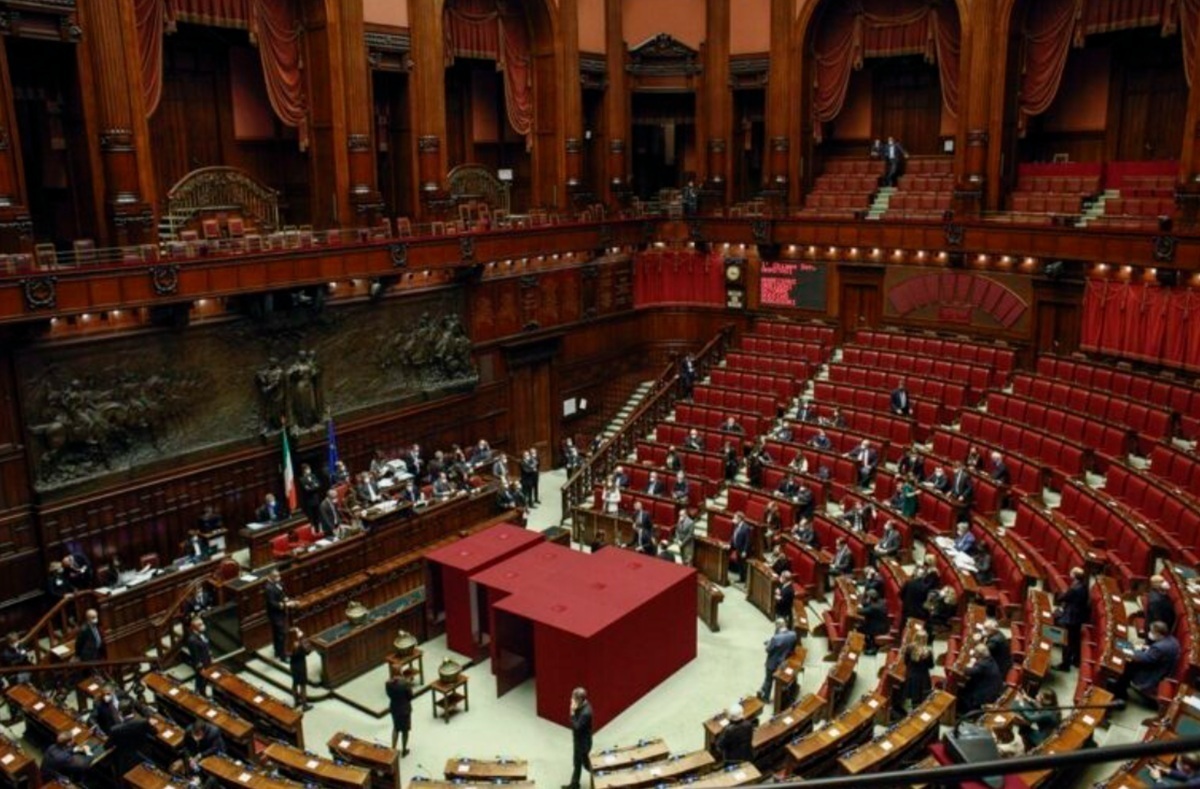 Centinaia di iscritti al partito di Vannacci abbandonano, ecco dove andranno