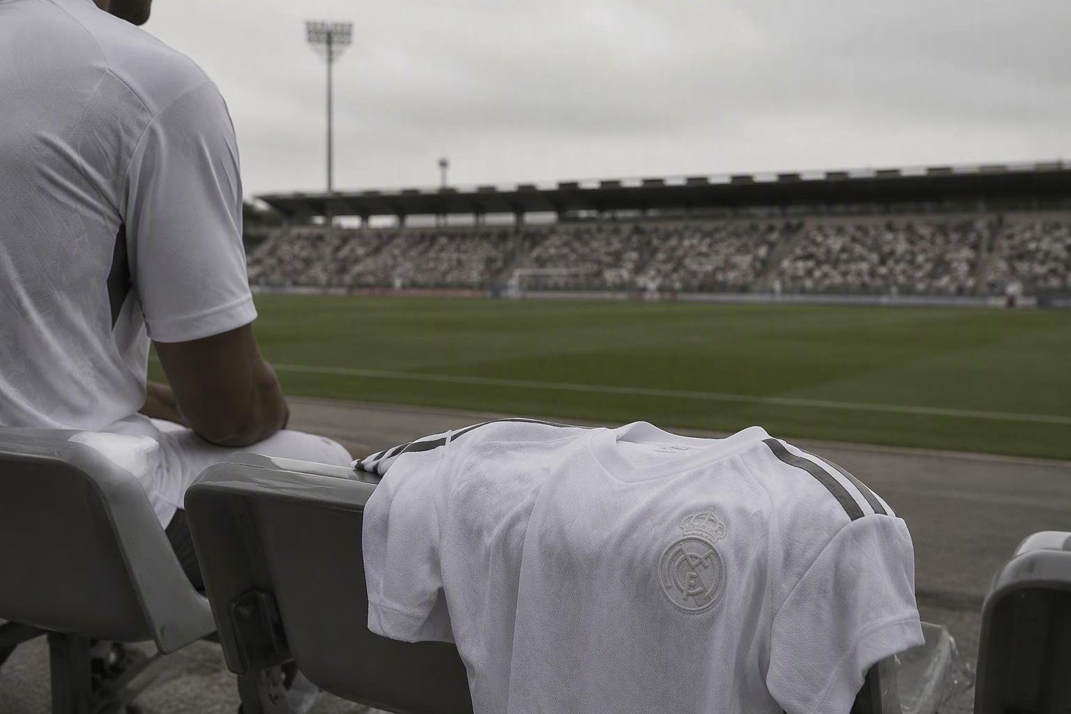 https://static.adhubmedia.com/notizie_it/wp-content/uploads/2026/09/vinicius-mbappe-e-konate-sotto-accusa-per-la-maglietta-a-ceuta-az-1789554852.jpg