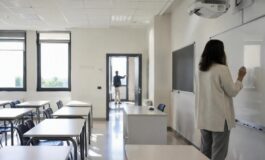 Violenza a scuola: 13enne colpisce con pugnali la docente di Centocelle
