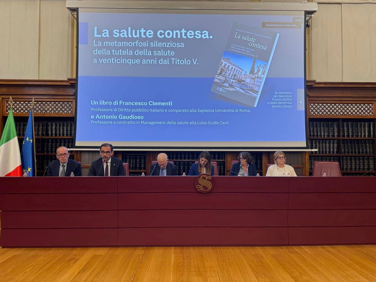 A 25 anni dalla riforma del Titolo V della Costituzione, presentato in Senato il libro 'La salute contesa'