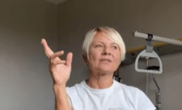 Antonella Elia si opera il video dal Gemelli Non so ancora cosa sia la prevenzione e importante 265x160
