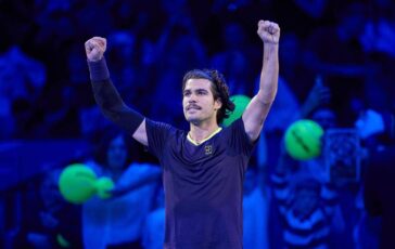 Atp Vienna Alcaraz batte Basilashvili e avanza ai quarti di finale 364x230
