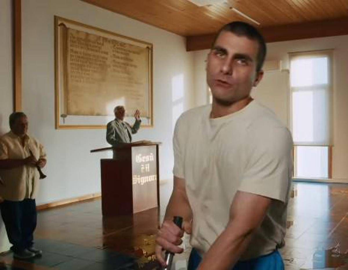 Battista canta la vita vera, chi è il rapper di Castel Volturno che ha conquistato la scena