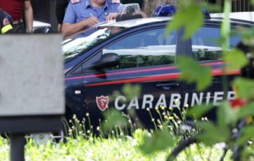 Bimbo morto strozzato ad un albero allasilo ad Arezzo indagini chiuse sei donne accusate di omicidio colposo 364x230