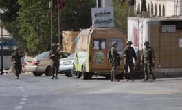Blitz Idf in Cisgiordania Azione antiterrorismo a Hebron. Media Almeno 15 palestinesi arrestati 265x160