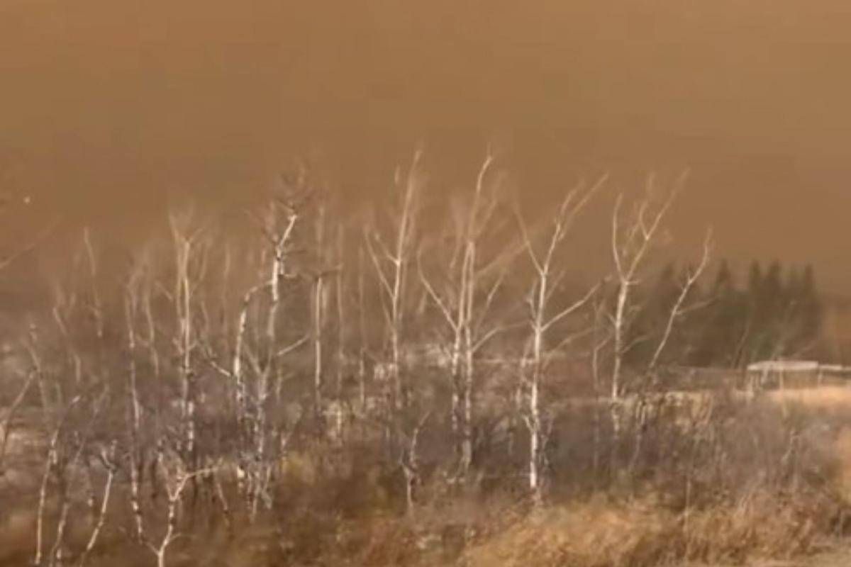 Canada, incendio in una base militare in Alberta: "Ci sono vittime e feriti"