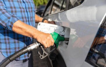 Caro carburanti ecco quale sara limpatto delle accise mobili 364x230