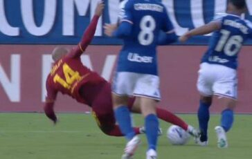 como roma malen espulso per fallo su kaiki cosa e successo 2