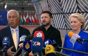 Consiglio Ue accoglie Zelensky Puoi contare su di noi. Il presidente ucraino Voi veri leader 364x230