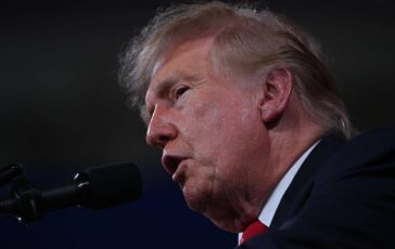 Cortei Trump Chi crea problemi in Francia Italia e Spagna odia questi Paesi 364x230