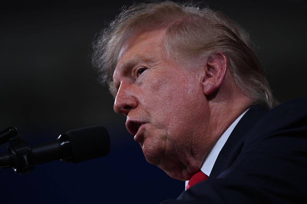 Cortei, Trump: "Chi crea problemi in Francia, Italia e Spagna odia questi Paesi"