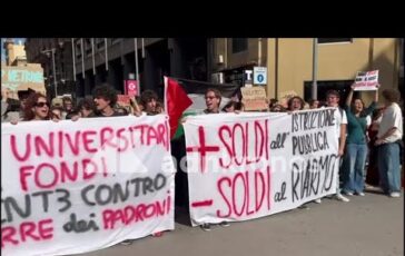 Cortei a Palermo migliaia di lavoratori e studenti contro guerra e carovita 364x230