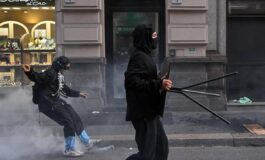 Corteo a Milano il kit del manifestante sui social chat criptate e consigli anti lacrimogeni 265x160