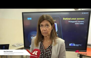 Dirigente Ist. Orsa Maggiore Roma Behind Your Screen accolto con entusiasmo dai ragazzi 364x230