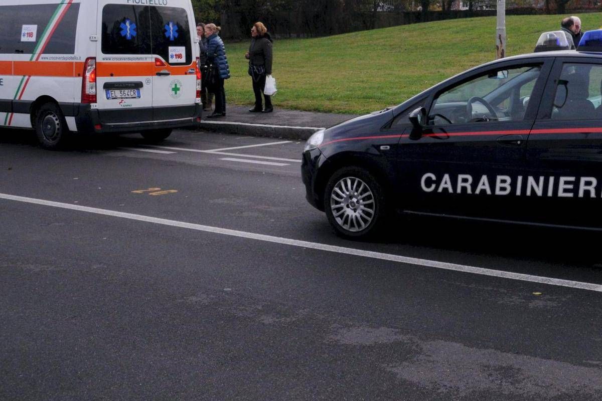 Dramma a Parma, monossido di carbonio killer in casa: coppia morta, gravissima la bambina