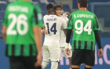 Due gol convalidati dopo check del Var e un rosso caos in Sassuolo Lazio 364x230